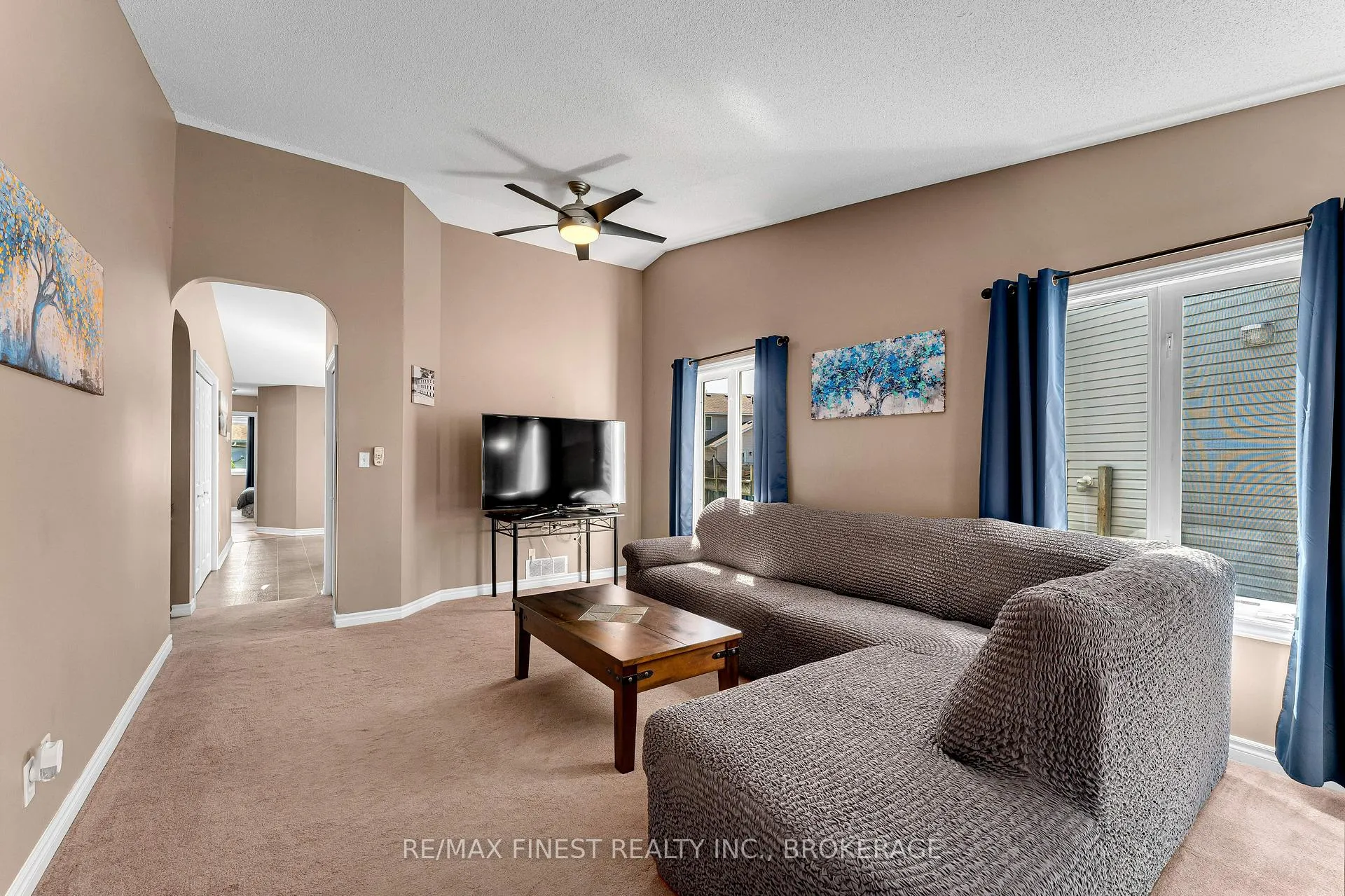 Photo 5 of 570 Freeman Crescent, Kingston, Kingston East (Incl Barret Crt) — HOMEH