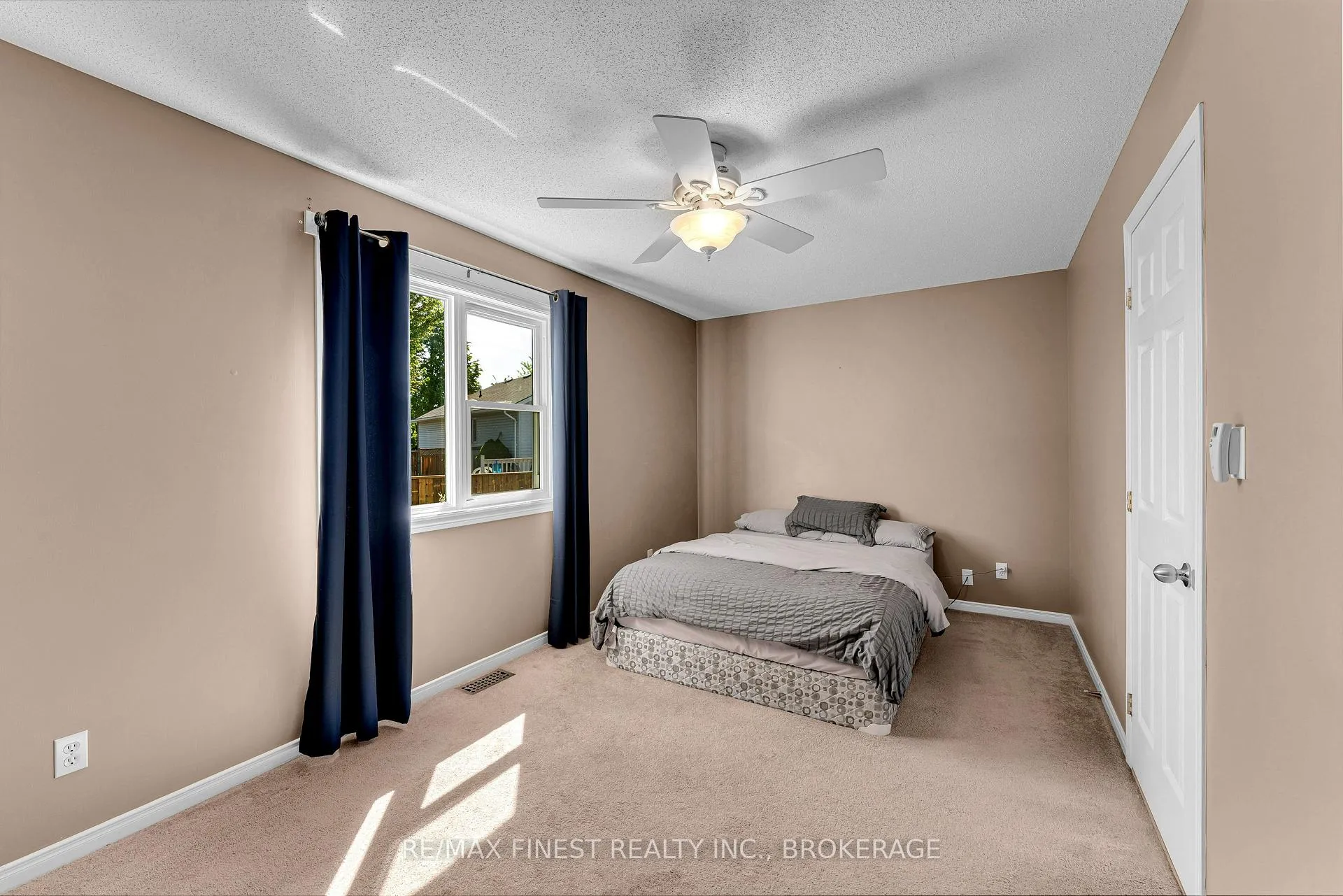 Photo 19 of 570 Freeman Crescent, Kingston, Kingston East (Incl Barret Crt) — HOMEH