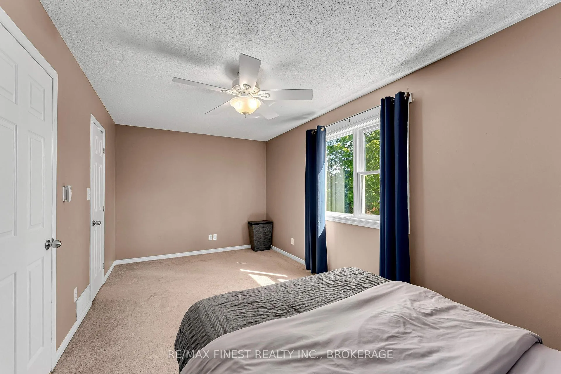Photo 21 of 570 Freeman Crescent, Kingston, Kingston East (Incl Barret Crt) — HOMEH