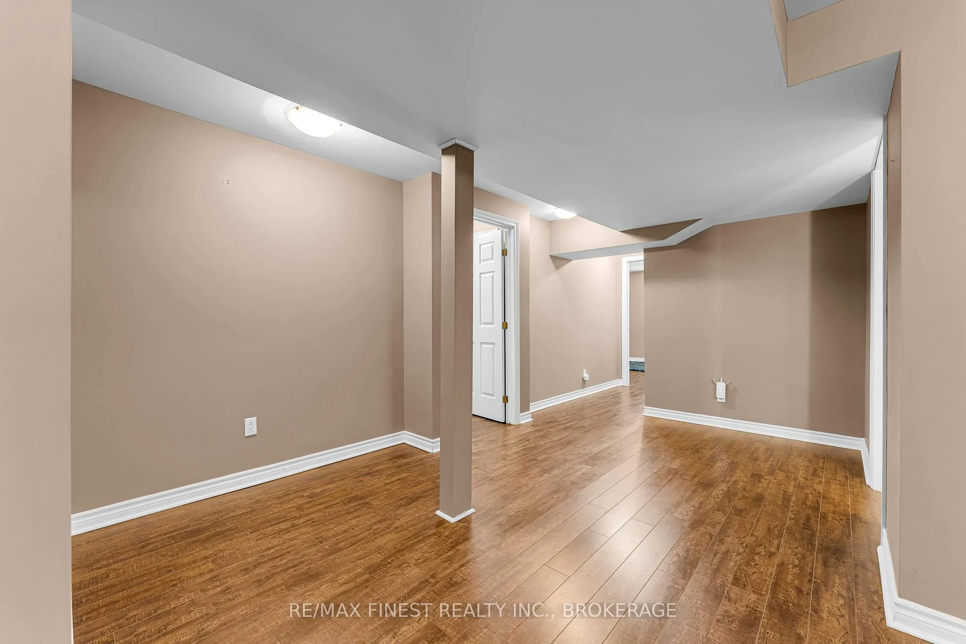 Photo 28 of 570 Freeman Crescent, Kingston, Kingston East (Incl Barret Crt) — HOMEH