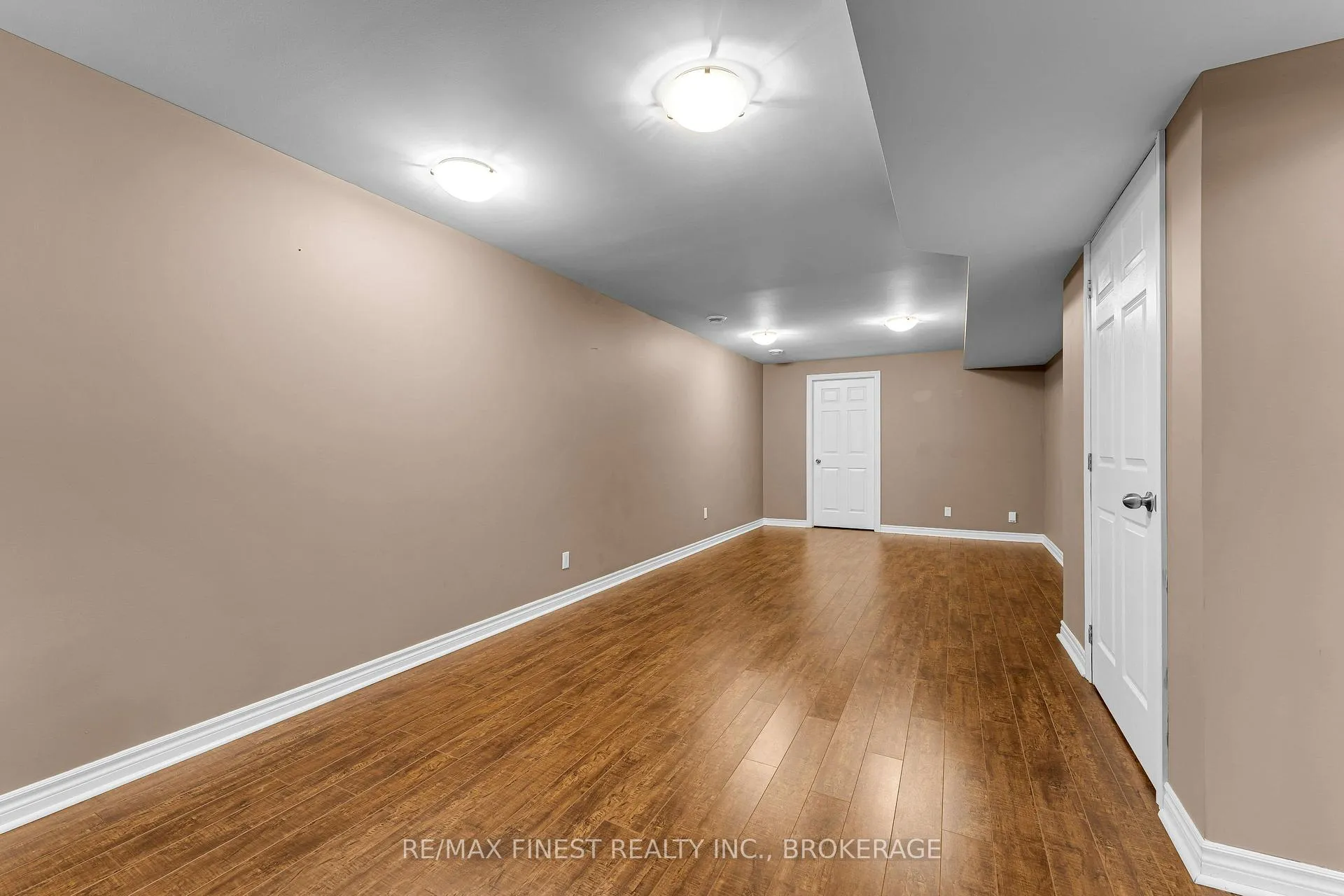 Photo 34 of 570 Freeman Crescent, Kingston, Kingston East (Incl Barret Crt) — HOMEH