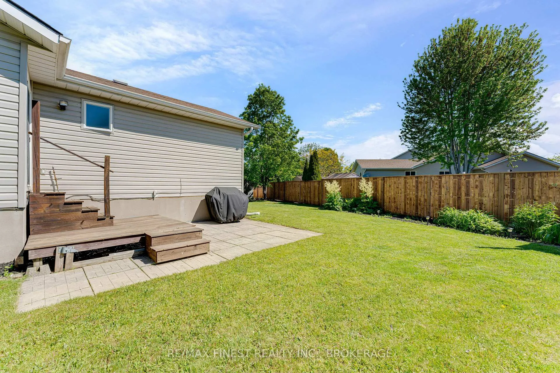 Photo 41 of 570 Freeman Crescent, Kingston, Kingston East (Incl Barret Crt) — HOMEH