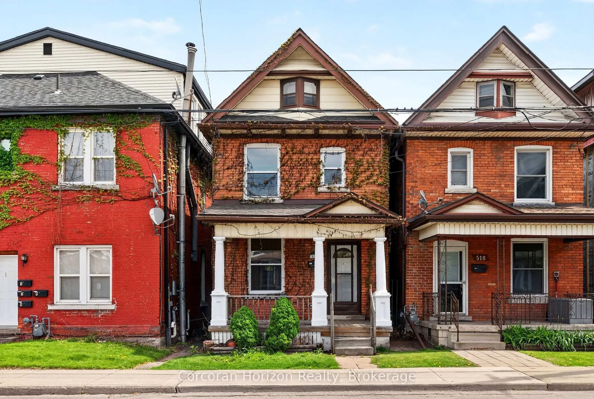 Front of 520 John Street N