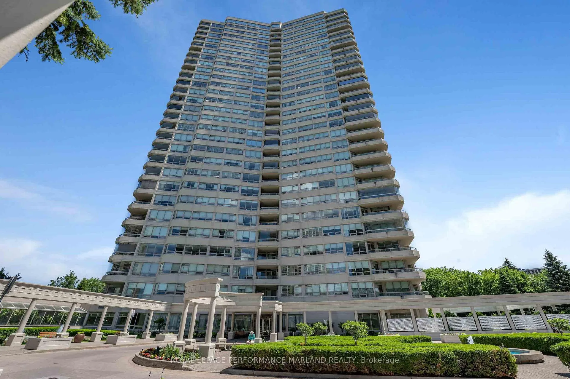 Photo 1 of Unit 2004, 1480 Riverside Drive, Ottawa, Riverview Park — HOMEH