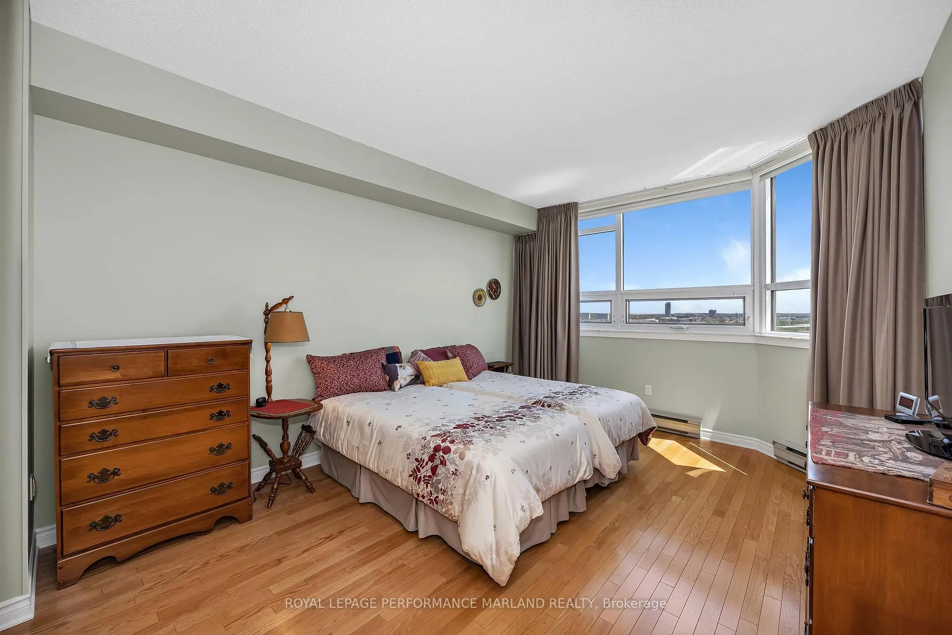 Photo 14 of Unit 2004, 1480 Riverside Drive, Ottawa, Riverview Park — HOMEH