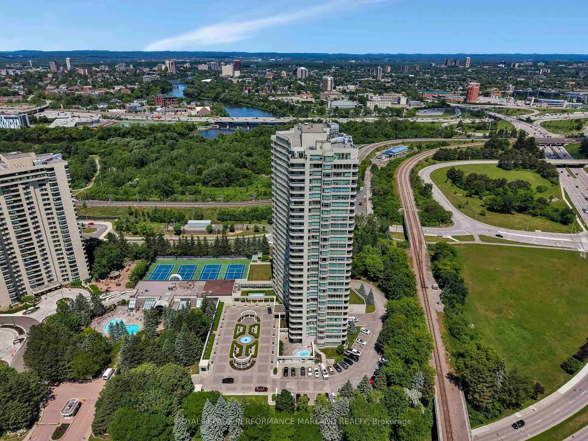 Photo 30 of Unit 2004, 1480 Riverside Drive, Ottawa, Riverview Park — HOMEH