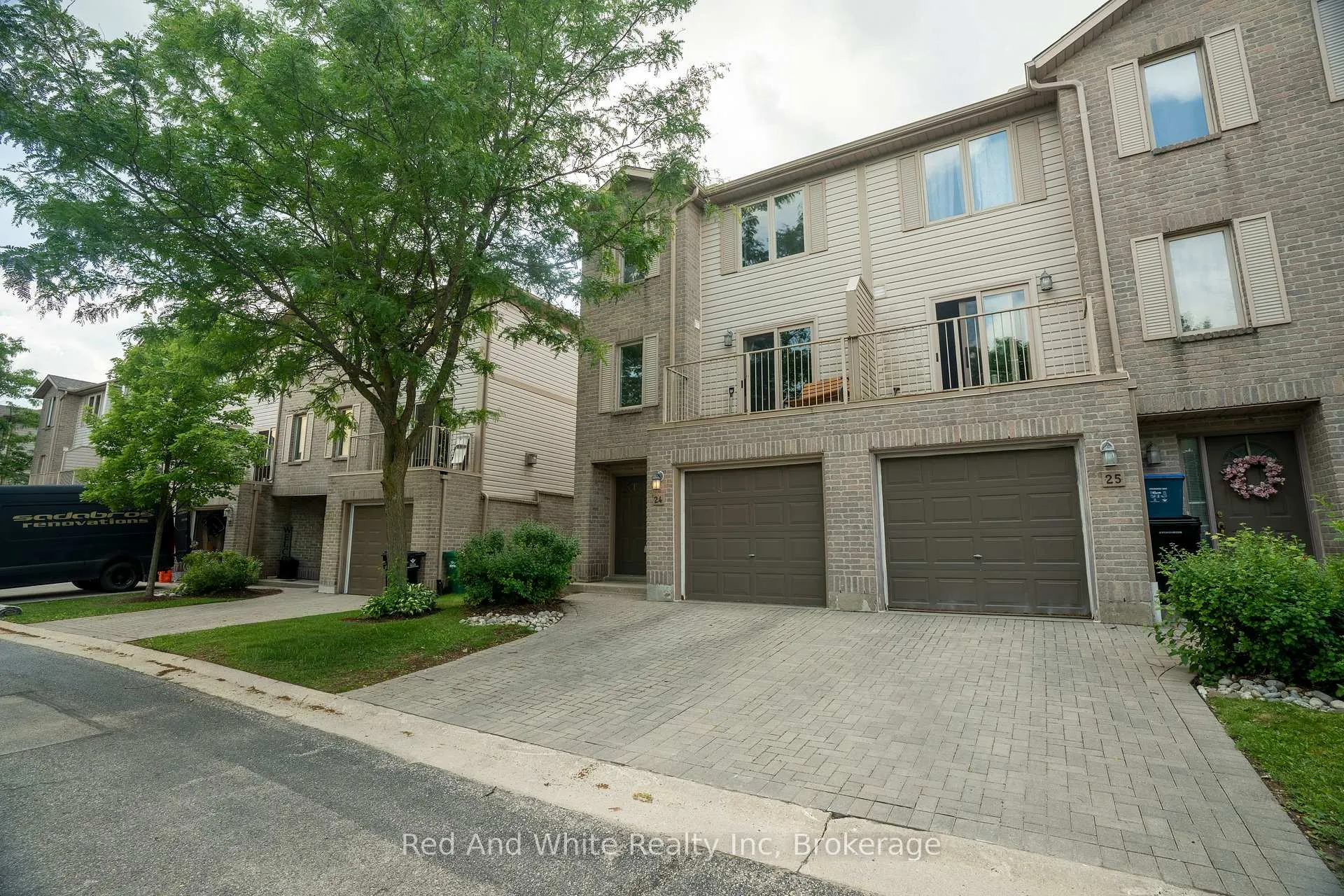 Photo 2 of Unit 24, 230 Blackhorne Drive, Kitchener — HOMEH