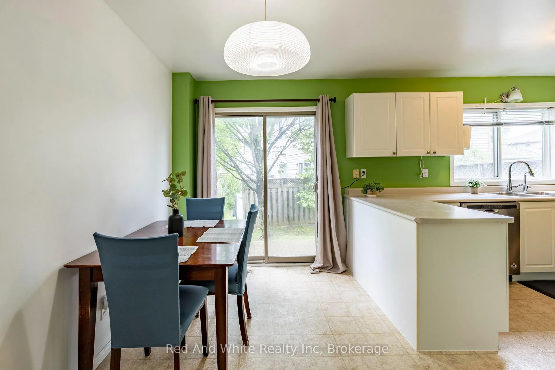 Photo 9 of Unit 24, 230 Blackhorne Drive, Kitchener — HOMEH