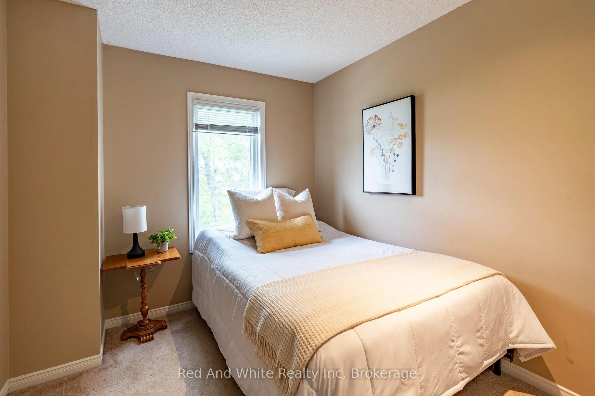 Photo 19 of Unit 24, 230 Blackhorne Drive, Kitchener — HOMEH