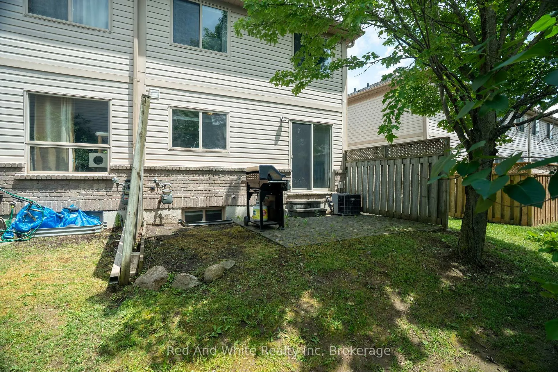 Photo 28 of Unit 24, 230 Blackhorne Drive, Kitchener — HOMEH