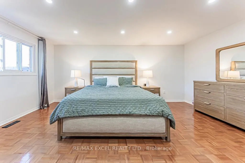 Photo 16 of 311 Conley Street, Vaughan, Lakeview Estates — HOMEH