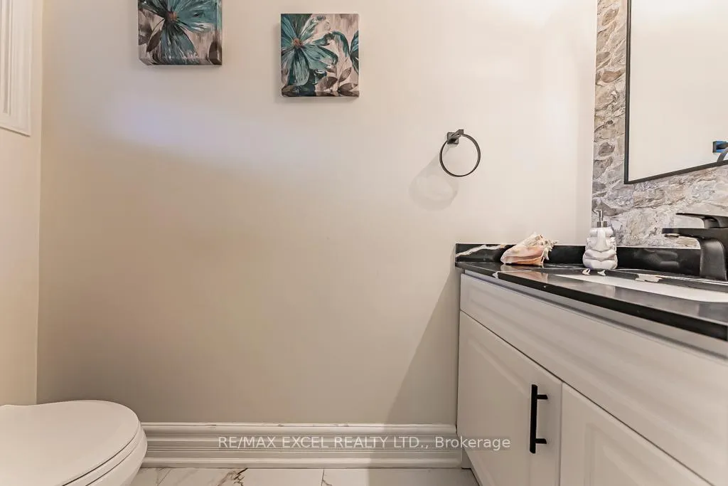 Photo 25 of 311 Conley Street, Vaughan, Lakeview Estates — HOMEH