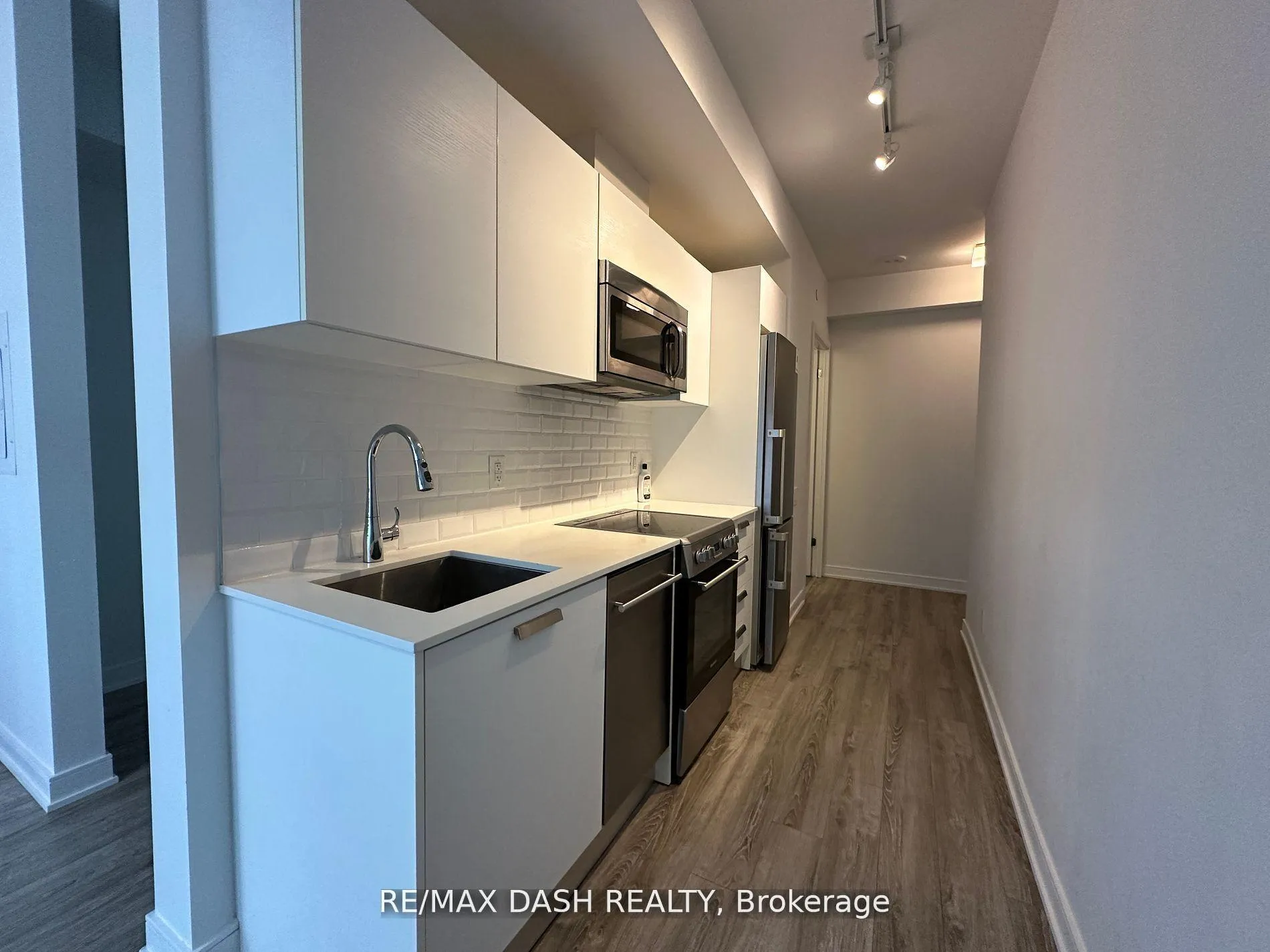Photo 6 of Unit 1205, 57 St Joseph Street, Toronto, Bay Street Corridor — HOMEH