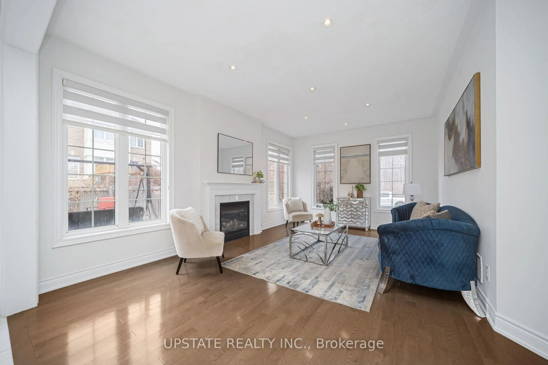 Photo 11 of 11 Mistyglen Crescent, Brampton, Credit Valley — HOMEH