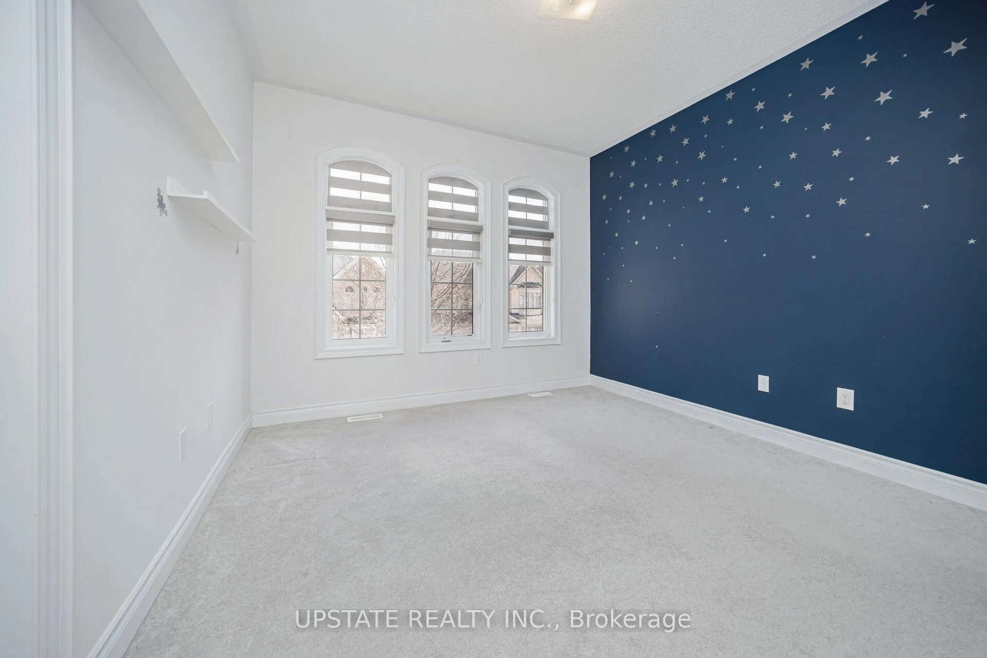 Photo 33 of 11 Mistyglen Crescent, Brampton, Credit Valley — HOMEH