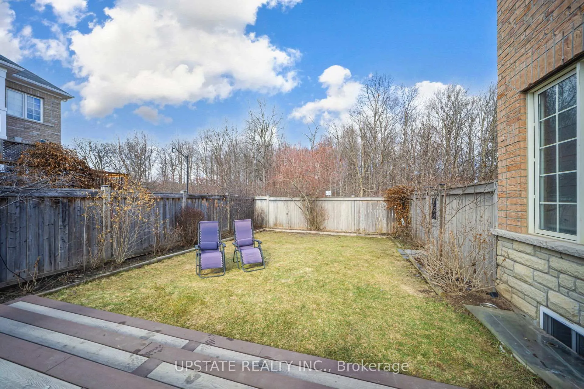 Photo 47 of 11 Mistyglen Crescent, Brampton, Credit Valley — HOMEH