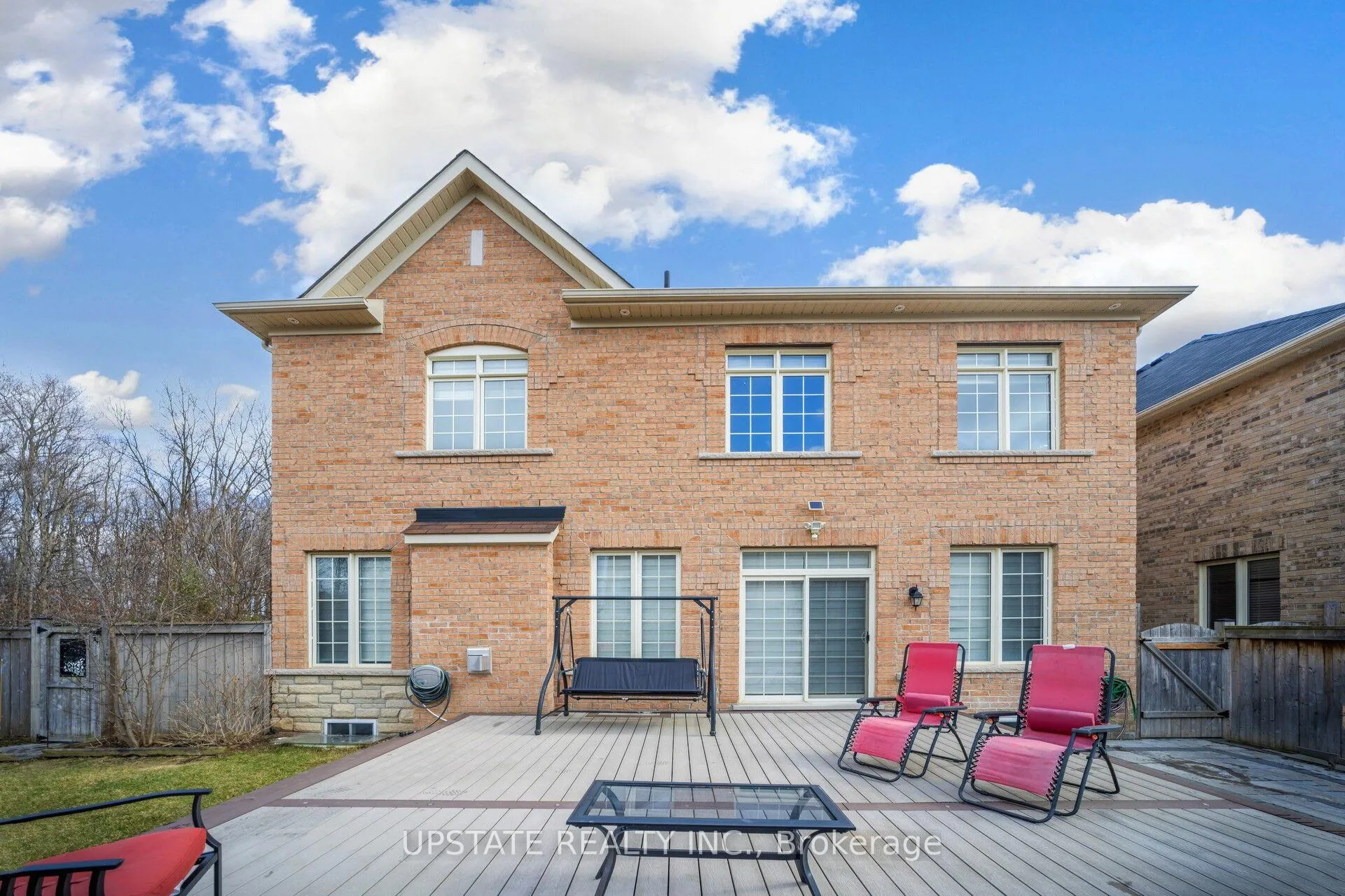 Photo 48 of 11 Mistyglen Crescent, Brampton, Credit Valley — HOMEH