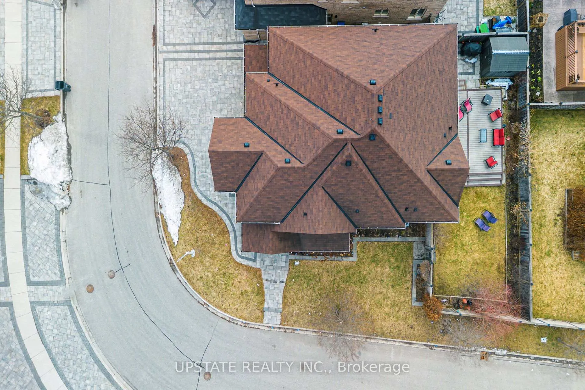 Photo 50 of 11 Mistyglen Crescent, Brampton, Credit Valley — HOMEH