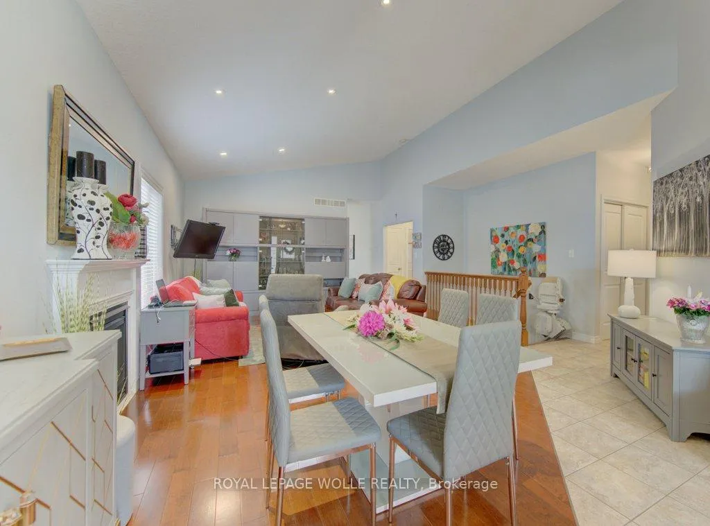 Photo 5 of 369 Zeller Drive, Kitchener, Grand River South — HOMEH