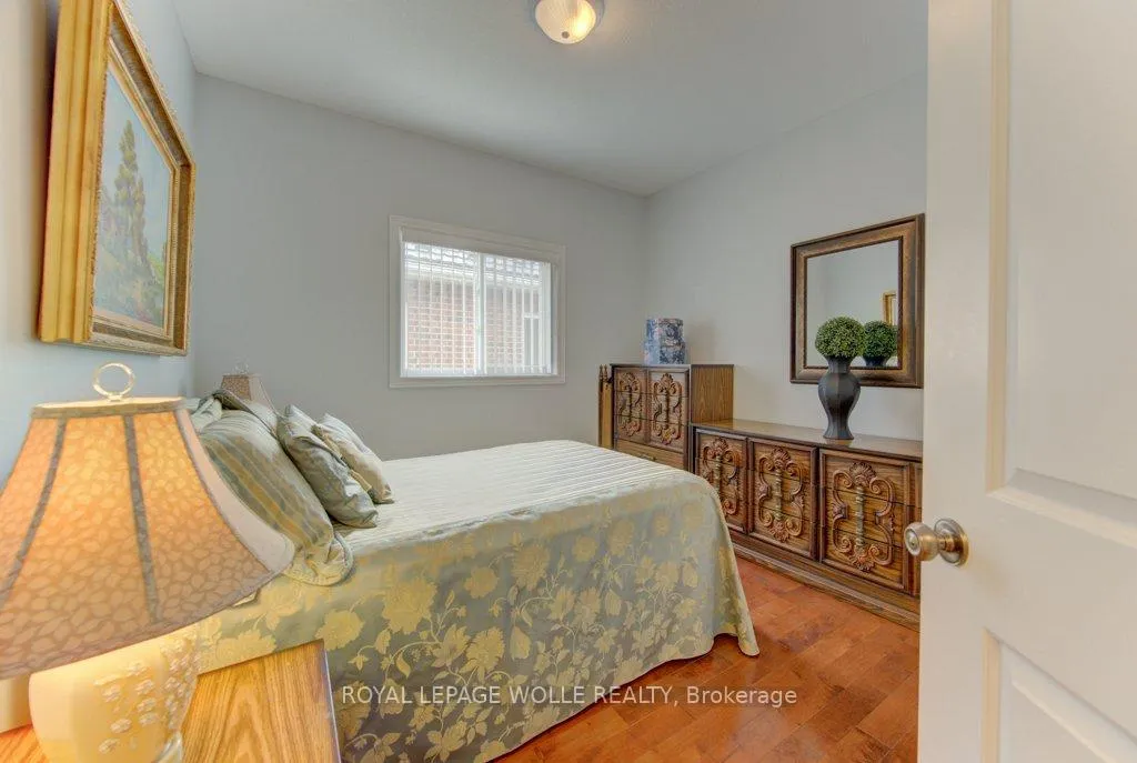 Photo 9 of 369 Zeller Drive, Kitchener, Grand River South — HOMEH