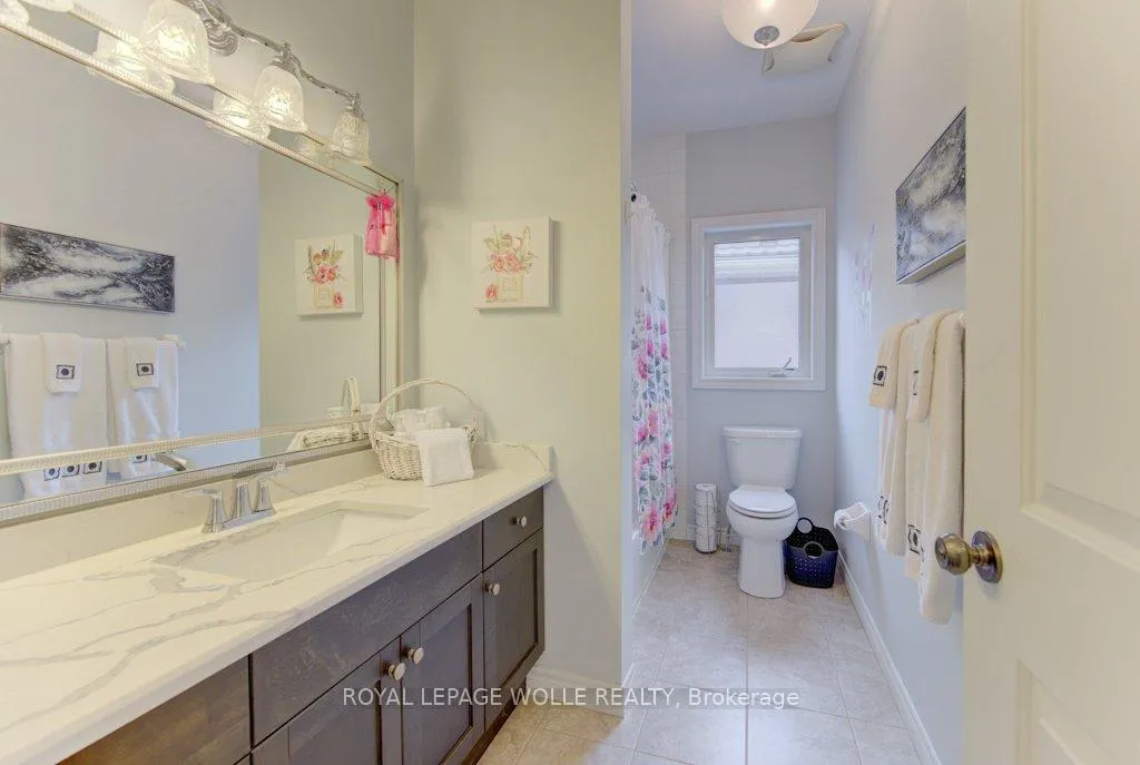Photo 11 of 369 Zeller Drive, Kitchener, Grand River South — HOMEH