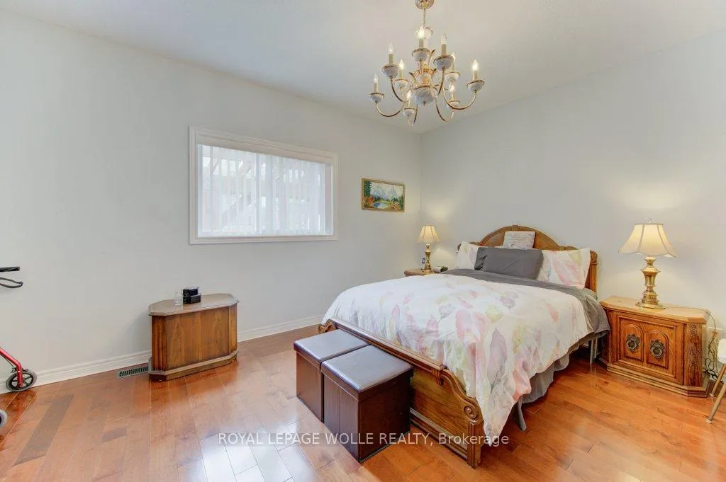 Photo 13 of 369 Zeller Drive, Kitchener, Grand River South — HOMEH