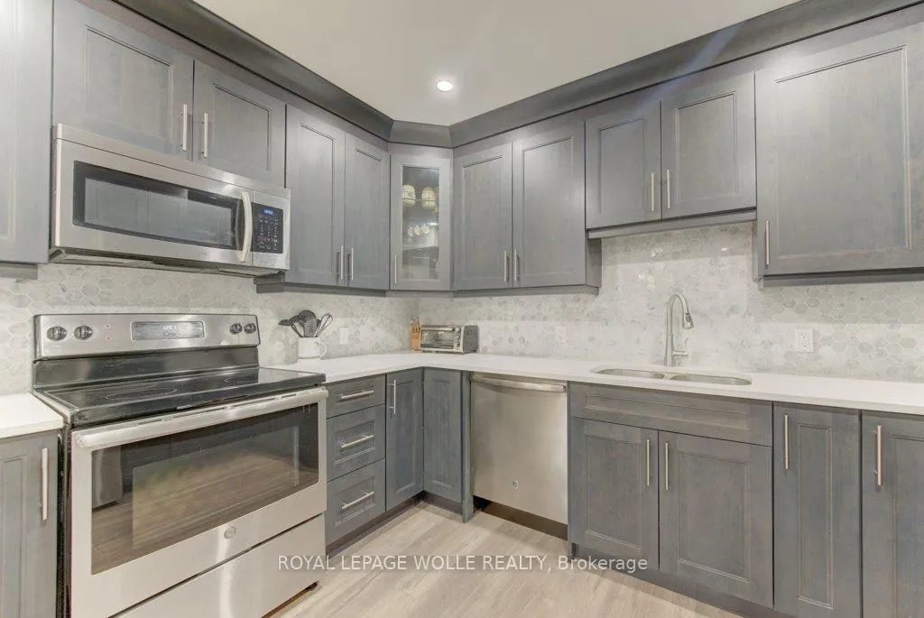Photo 28 of 369 Zeller Drive, Kitchener, Grand River South — HOMEH