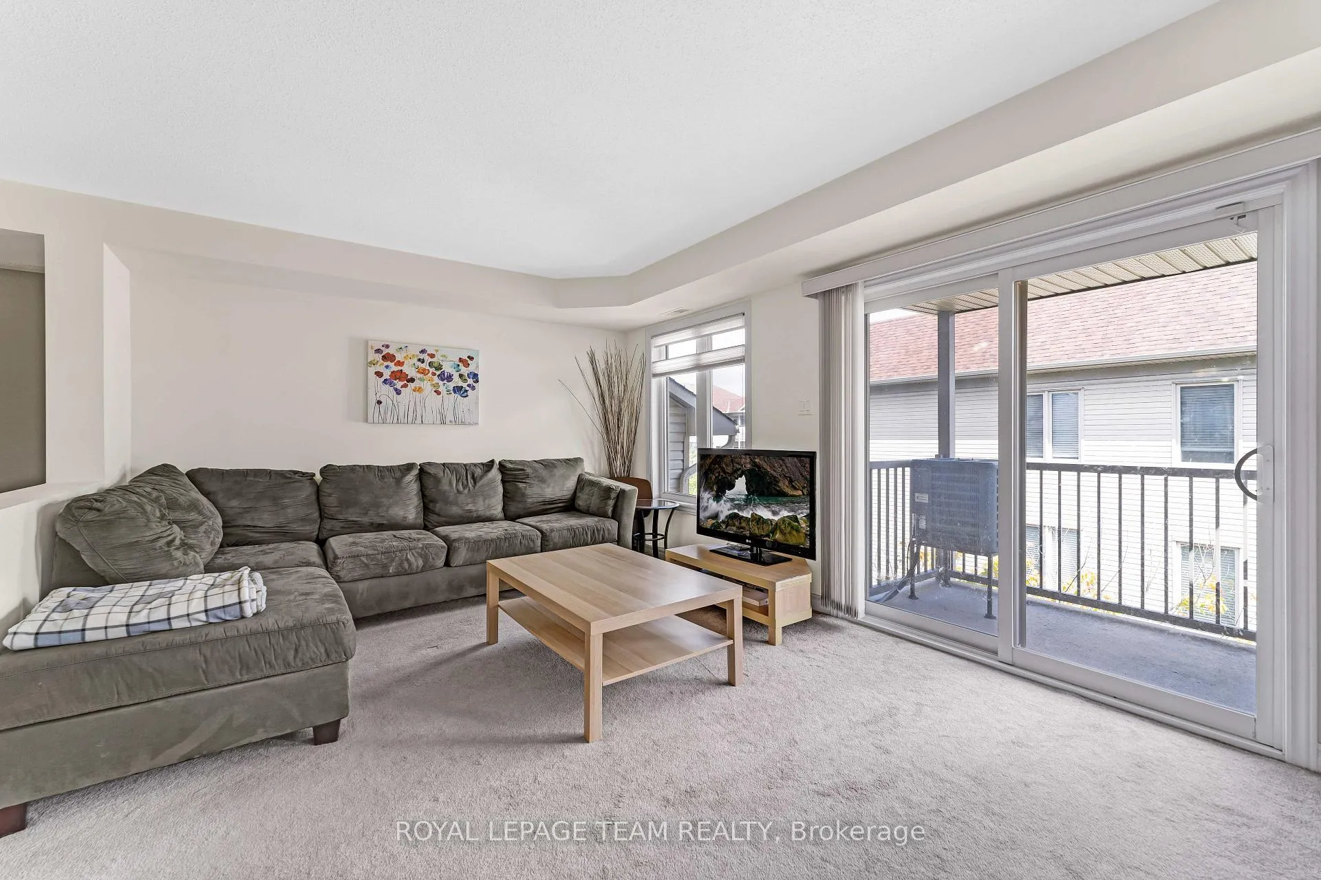 Photo 13 of Unit 8, 575 Stonefield Private, Ottawa, Barrhaven East — HOMEH