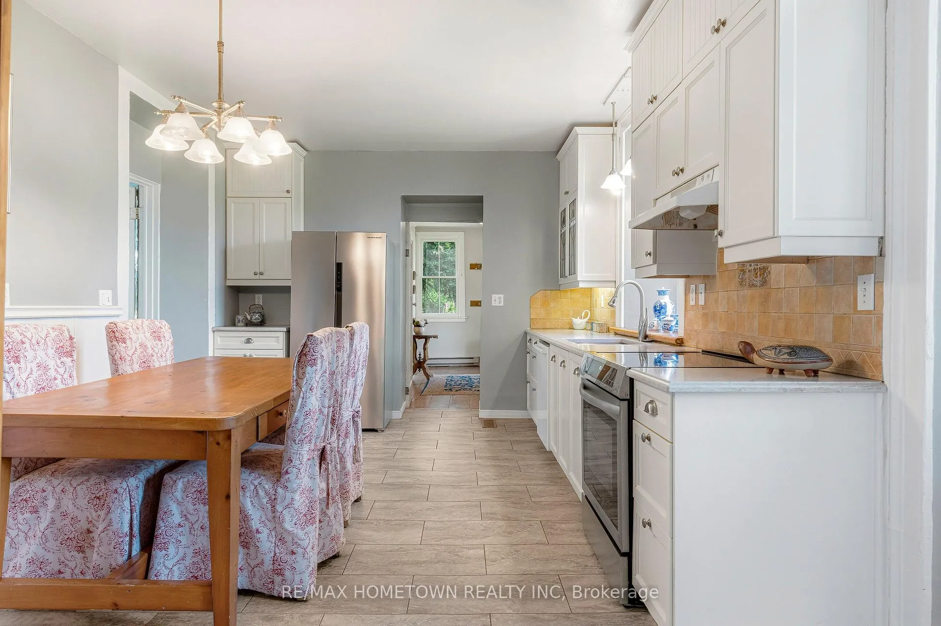 Photo 22 of 301 North Augusta Road, Brockville, Brockville — HOMEH