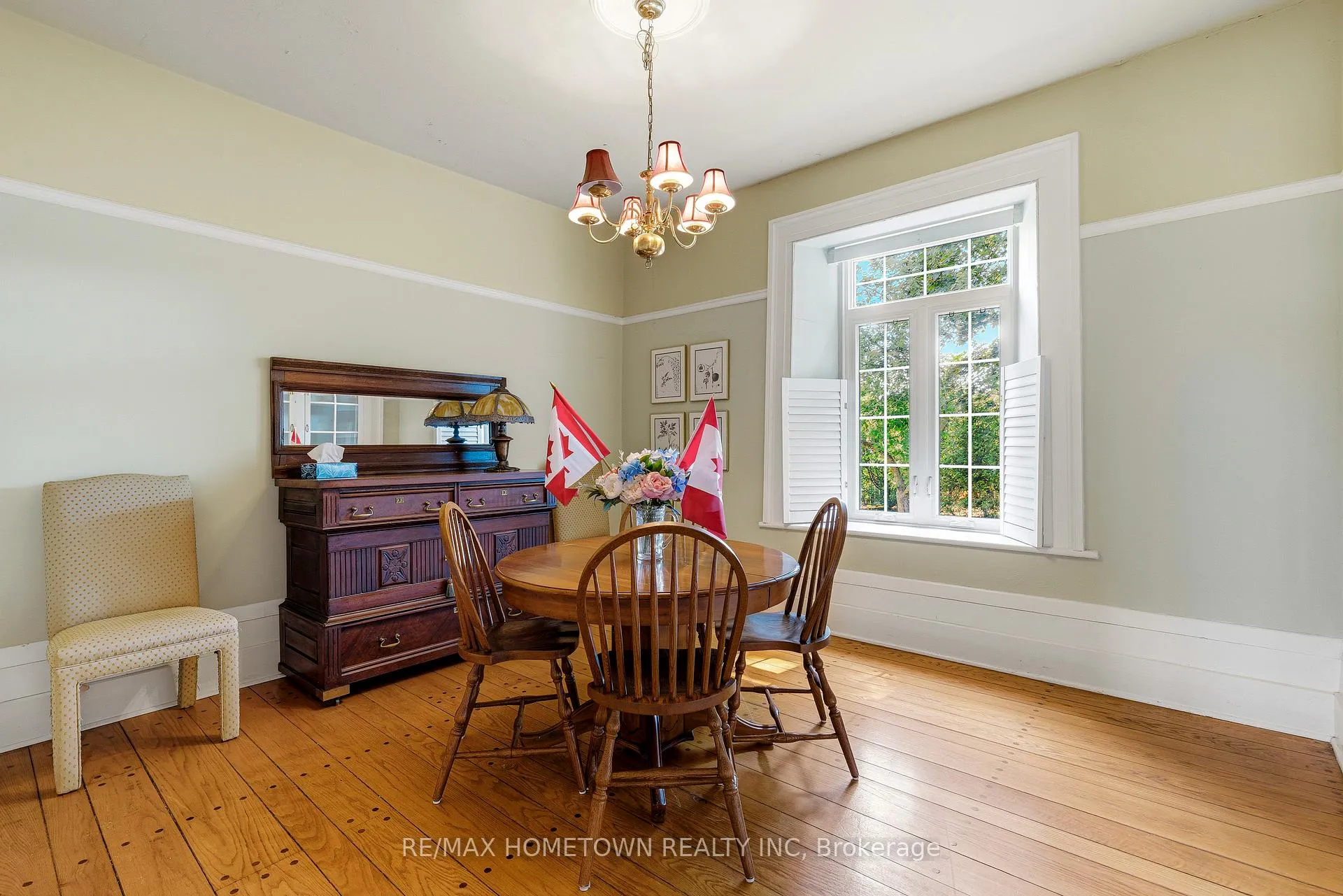 Photo 37 of 301 North Augusta Road, Brockville, Brockville — HOMEH