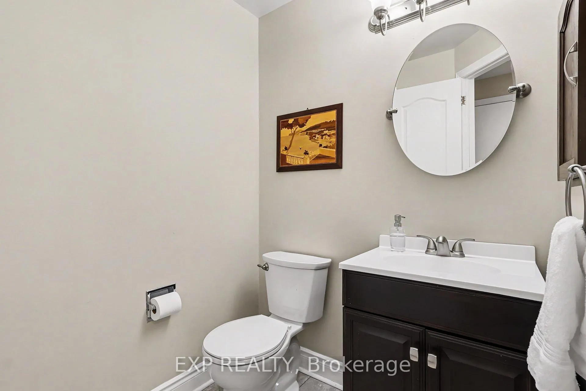 Photo 11 of Unit 25, 1856 Summerfields Crescent, Ottawa, Chapel Hill — HOMEH