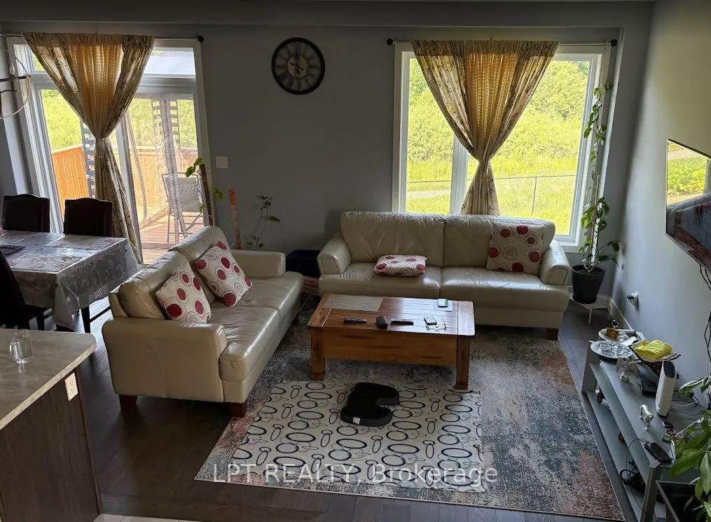Photo 2 of 760 Chelton Road, London, South U — HOMEH