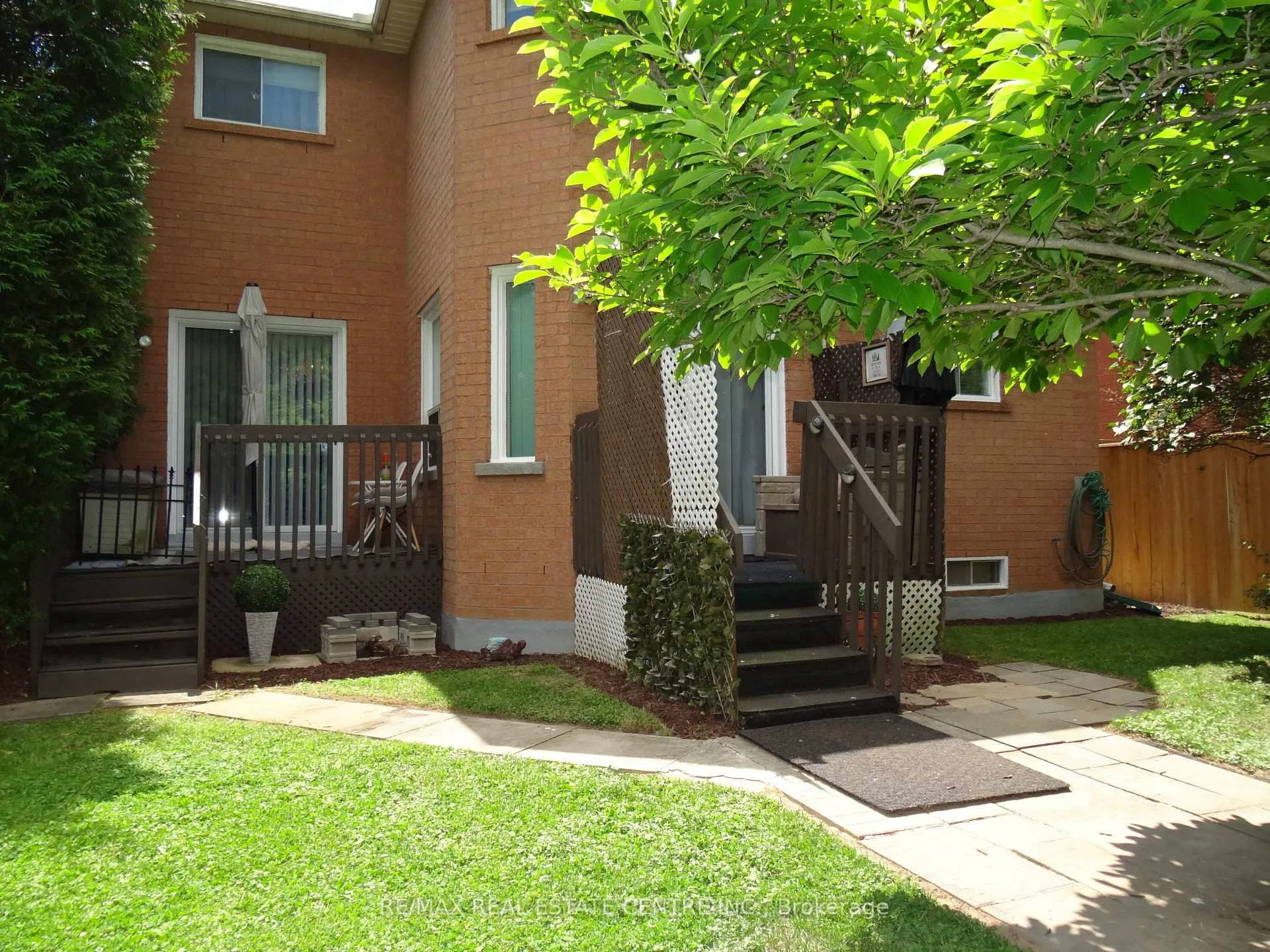 Photo 29 of 42 Davis Crescent, Halton Hills, Georgetown — HOMEH