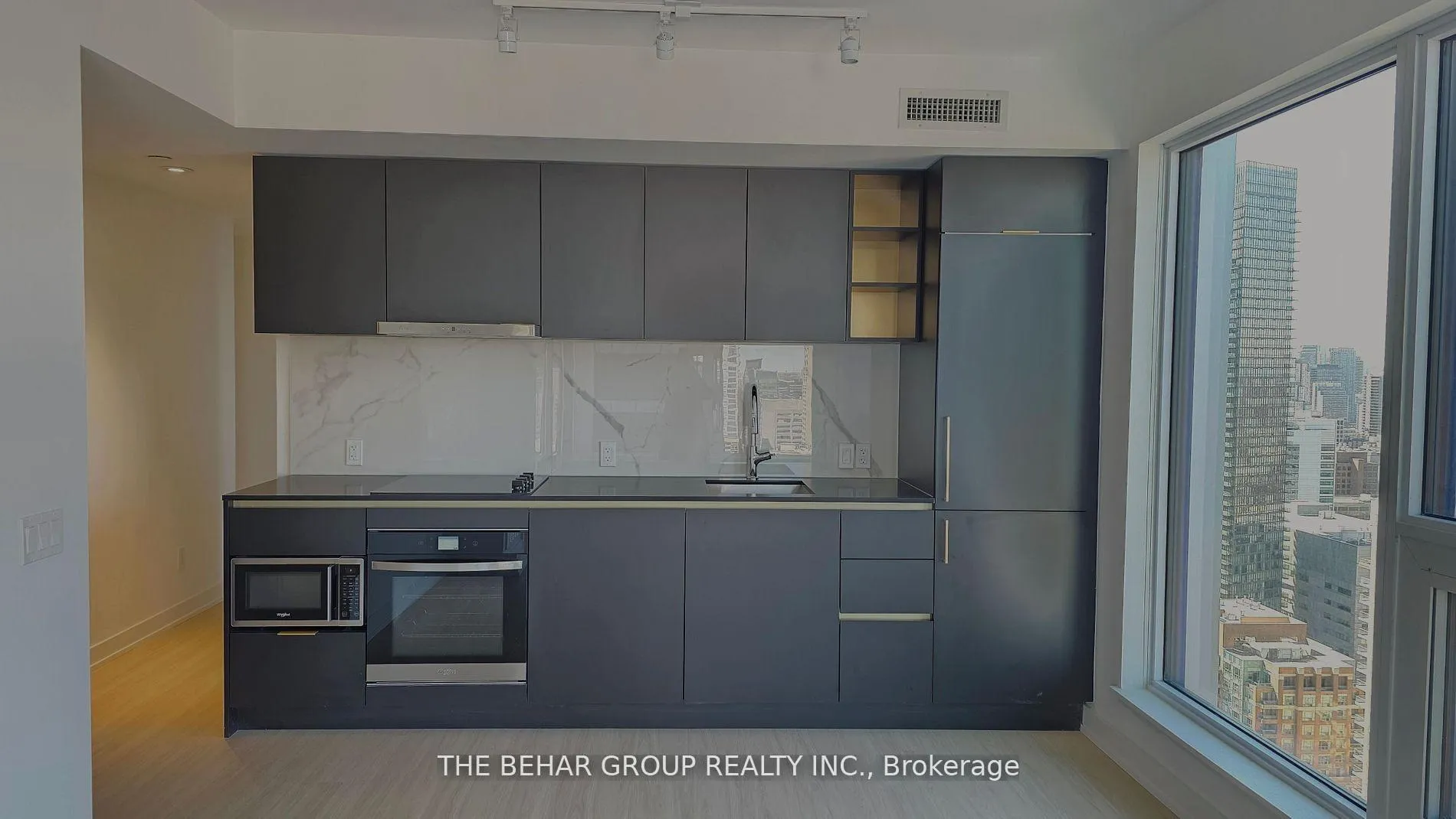 Front of Unit 3803, 8 Wellesley Street W