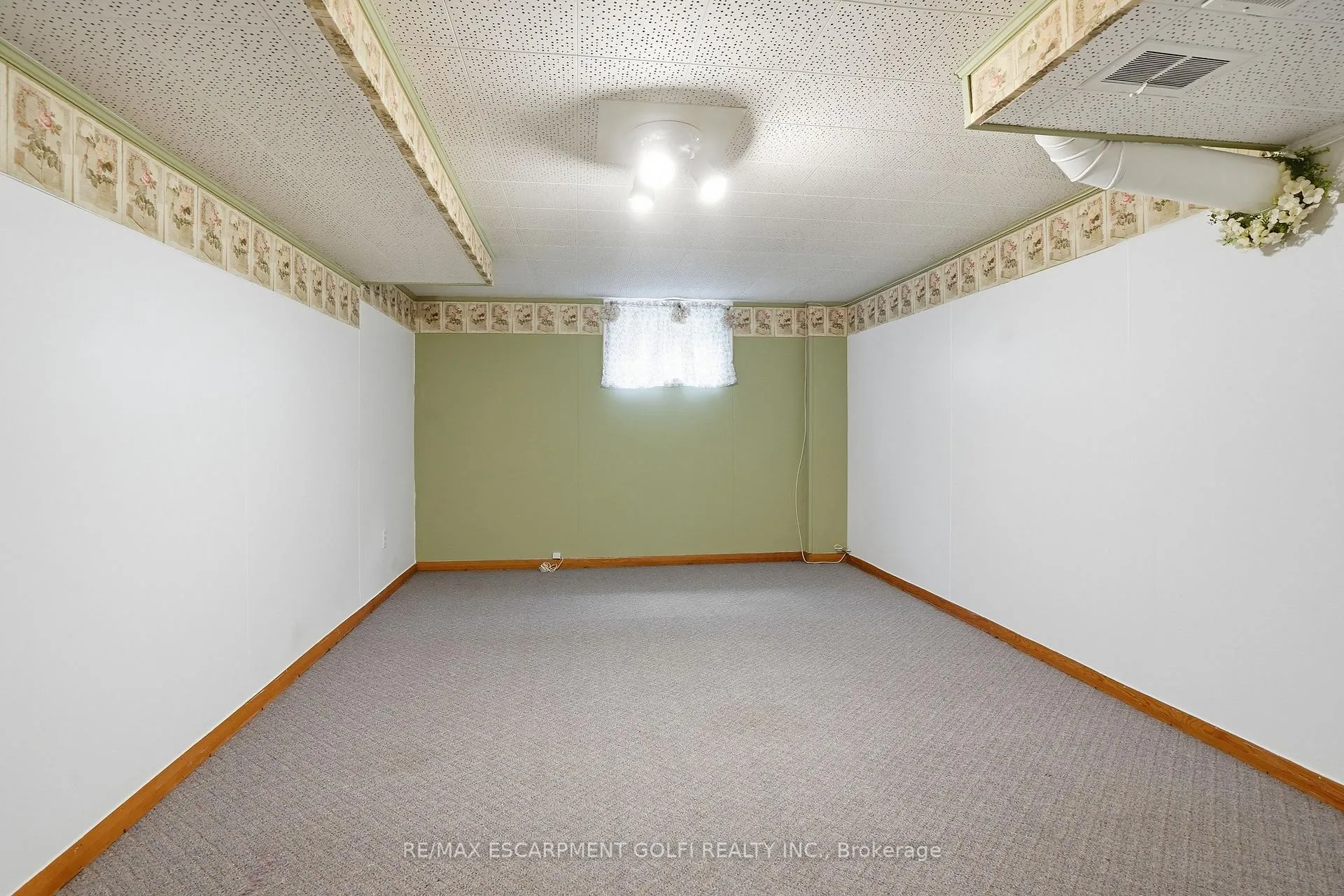 Photo 29 of 147 Village Road, St. Catharines, Glendale/Glenridge — HOMEH