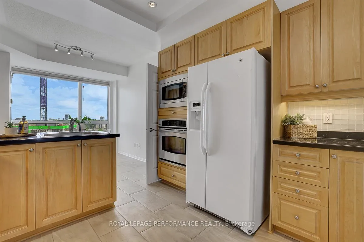 Photo 8 of Unit 1101, 38 Metropole Private, Ottawa, Westboro North — HOMEH