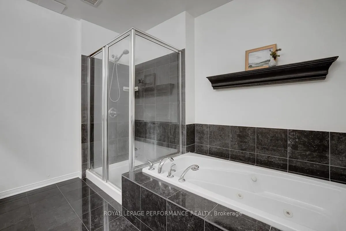 Photo 17 of Unit 1101, 38 Metropole Private, Ottawa, Westboro North — HOMEH