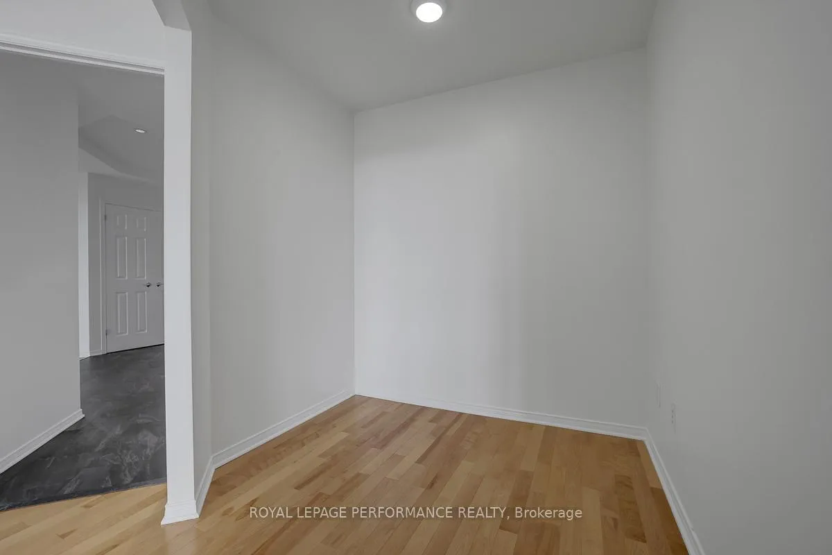 Photo 19 of Unit 1101, 38 Metropole Private, Ottawa, Westboro North — HOMEH