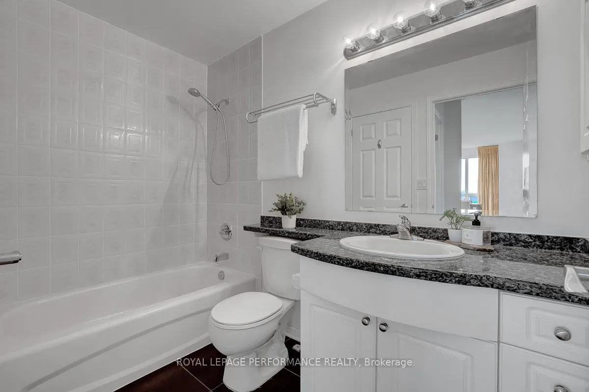 Photo 22 of Unit 1101, 38 Metropole Private, Ottawa, Westboro North — HOMEH