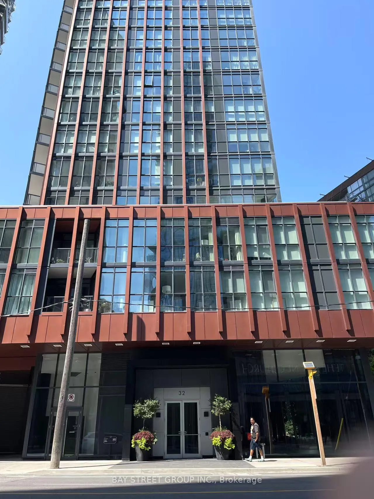 Photo 1 of Unit 801, 32 Davenport Road, Toronto, The Annex — HOMEH