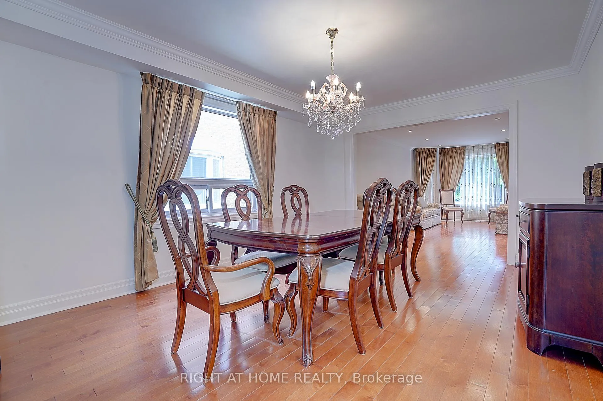 Photo 10 of 300 Green Lane, Markham, Thornlea — HOMEH