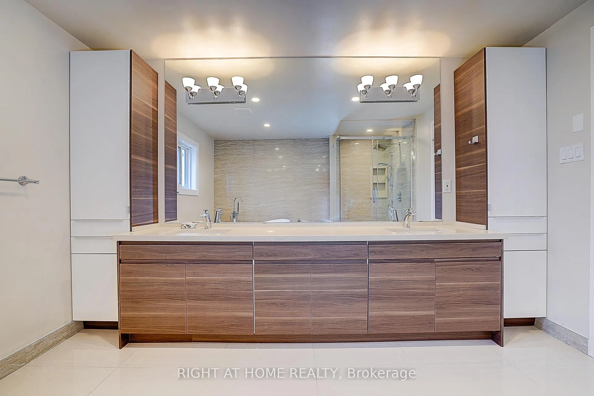Photo 27 of 300 Green Lane, Markham, Thornlea — HOMEH