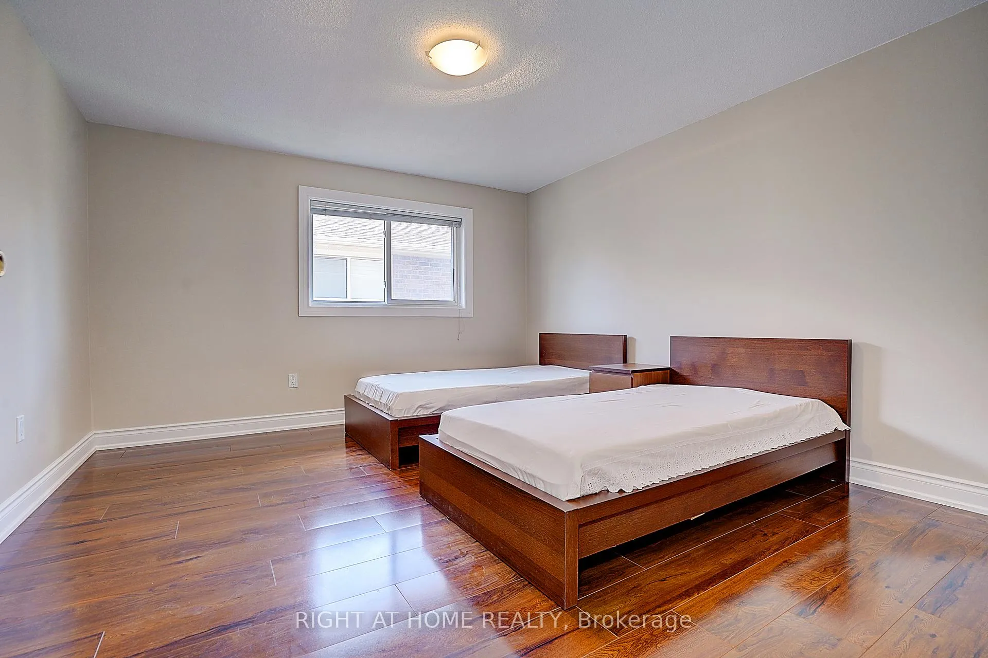 Photo 30 of 300 Green Lane, Markham, Thornlea — HOMEH