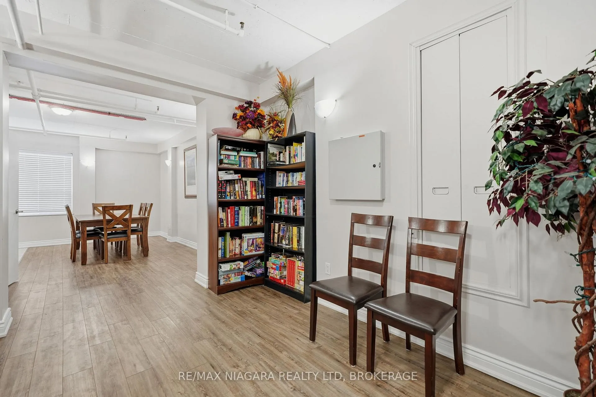 Photo 23 of Unit 601, 6390 Huggins Street, Niagara Falls, Stamford — HOMEH
