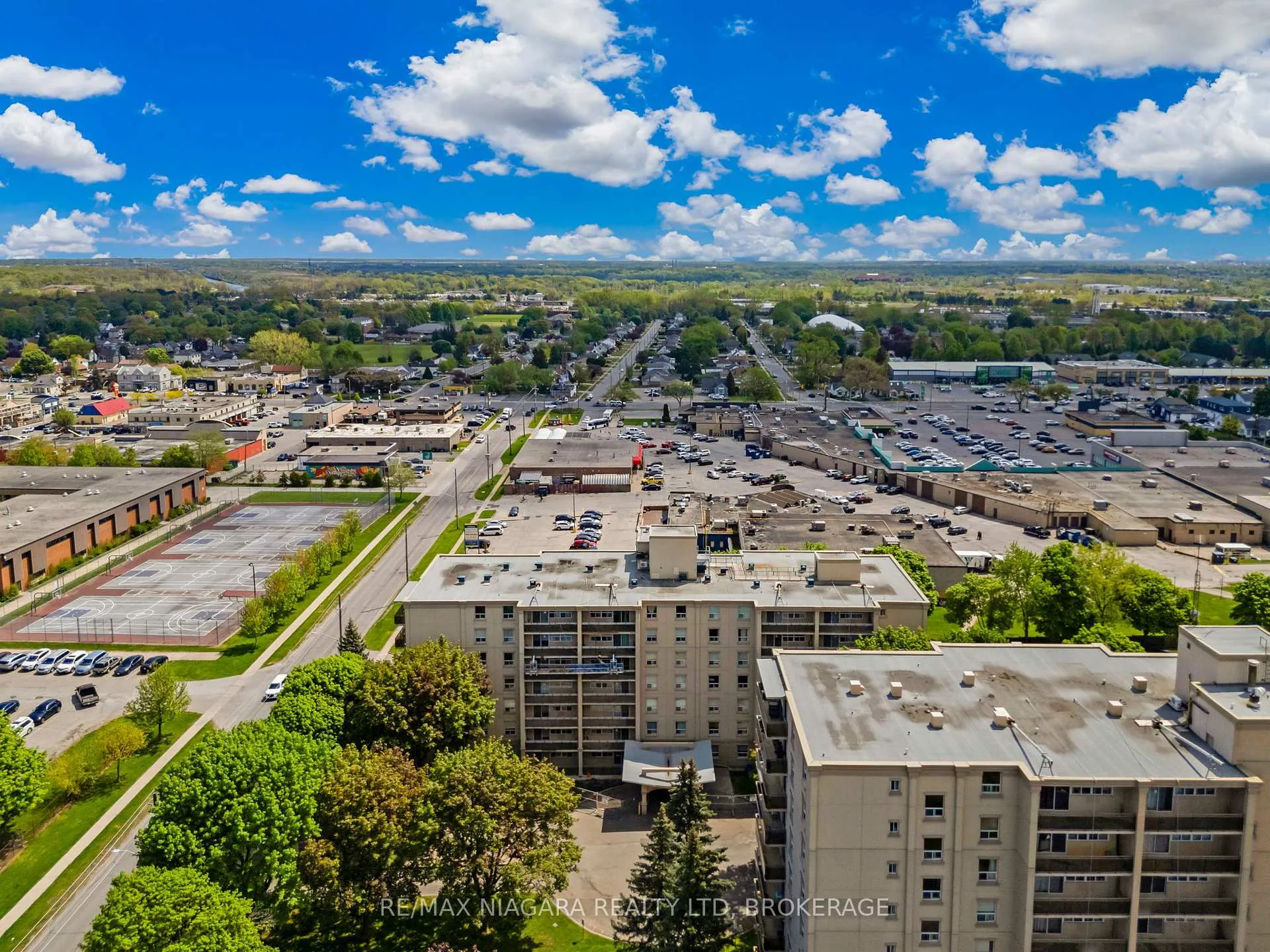 Photo 30 of Unit 601, 6390 Huggins Street, Niagara Falls, Stamford — HOMEH