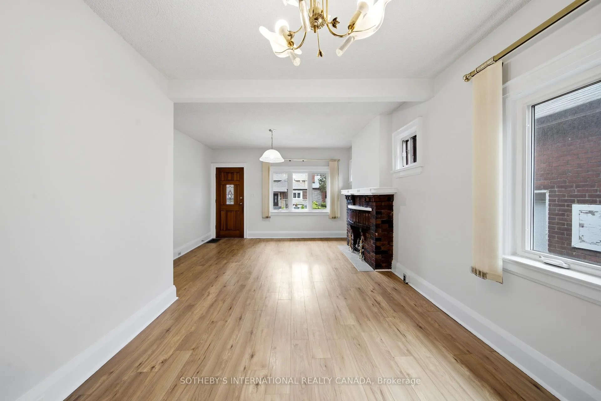 Photo 10 of 20 Bicknell Avenue, Toronto, Keelesdale-Eglinton West — HOMEH