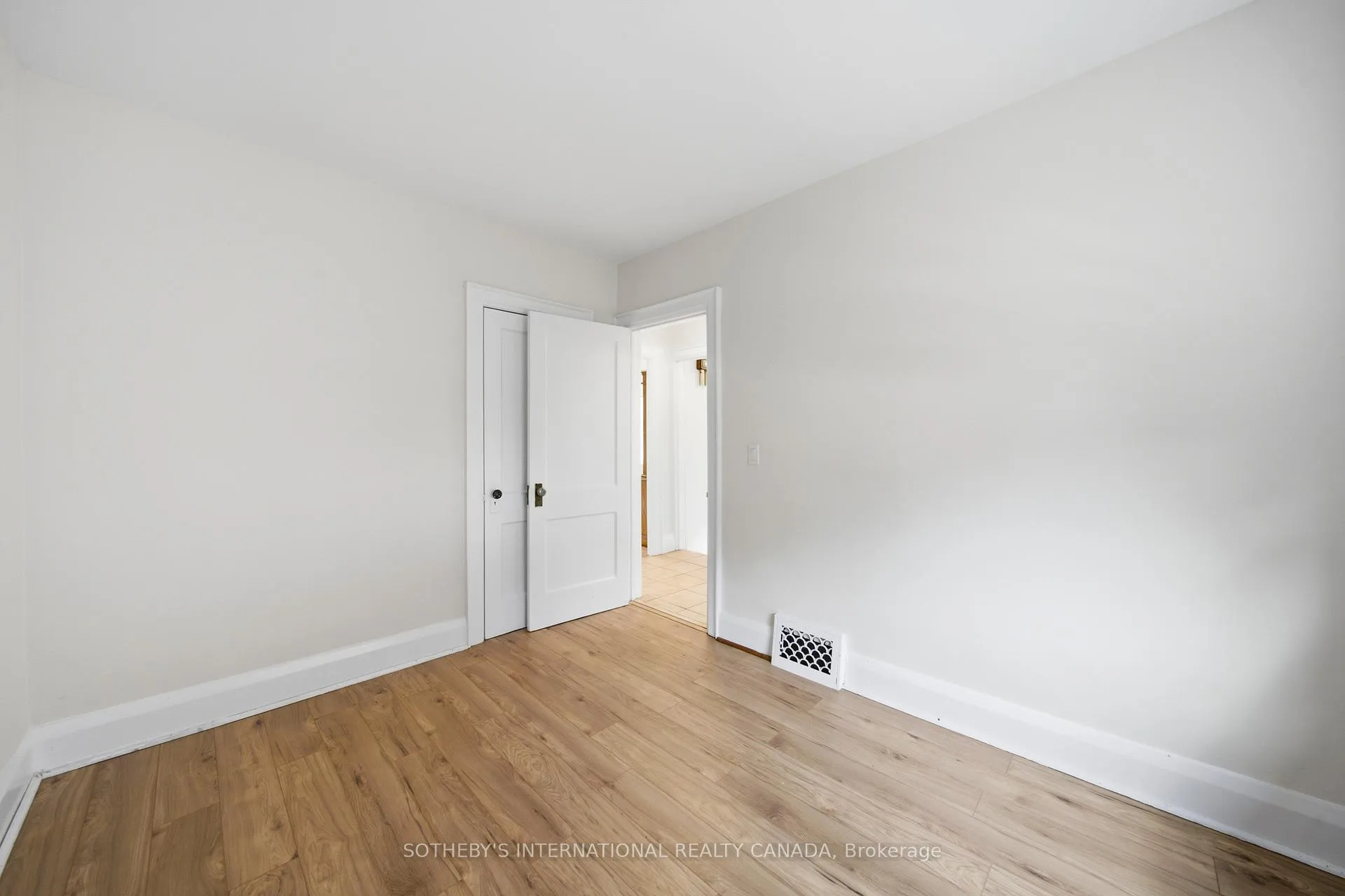 Photo 16 of 20 Bicknell Avenue, Toronto, Keelesdale-Eglinton West — HOMEH