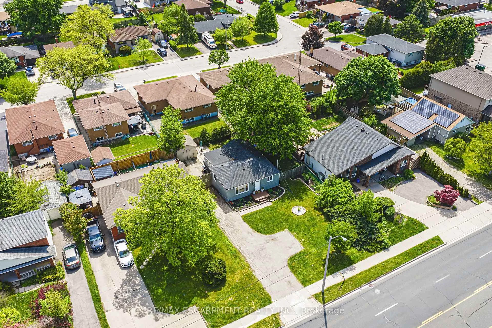 Photo 24 of 546 Mohawk Road E, Hamilton, Lawfield — HOMEH