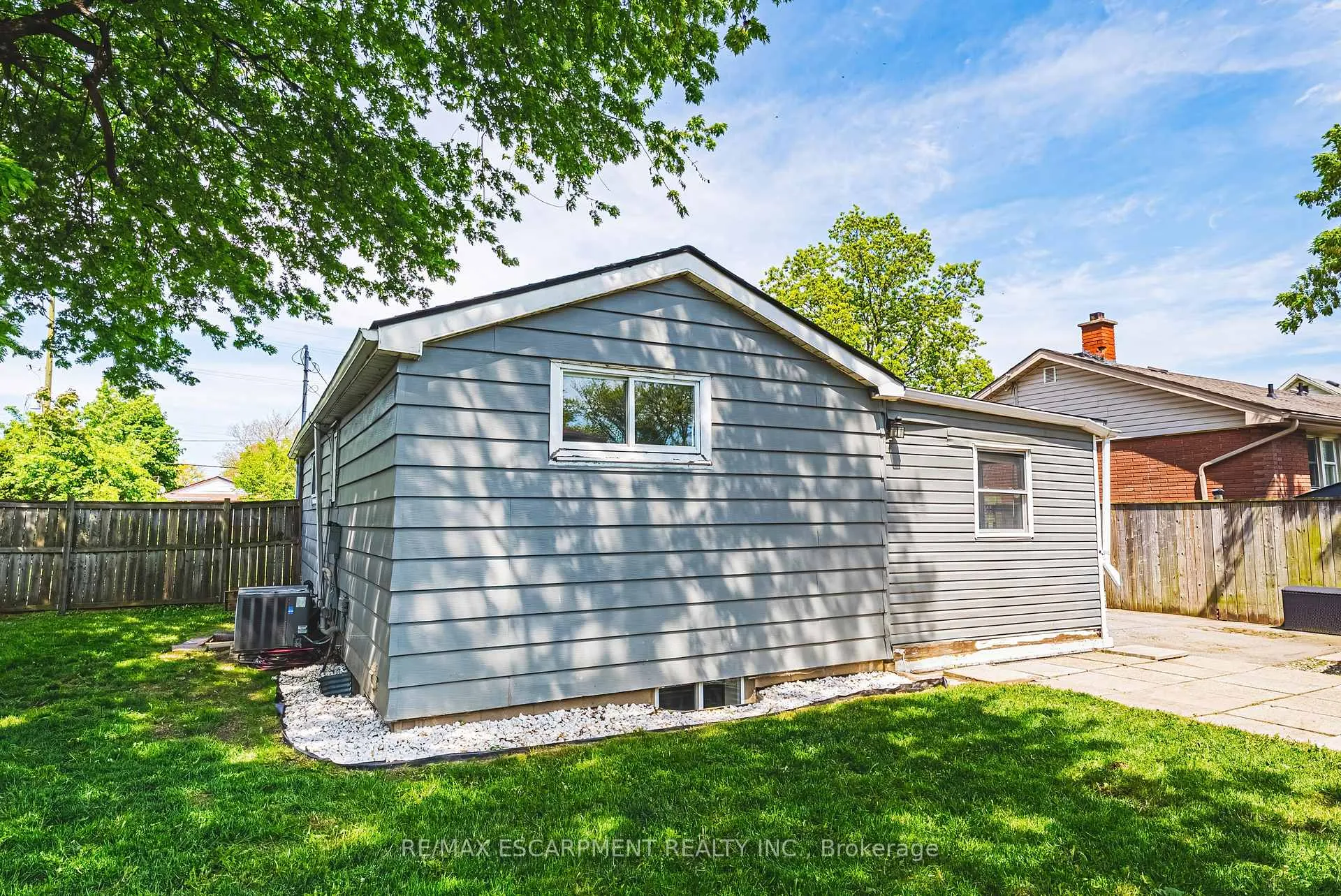 Photo 27 of 546 Mohawk Road E, Hamilton, Lawfield — HOMEH