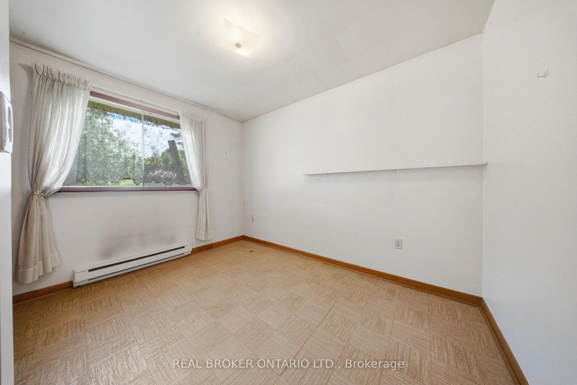 Photo 13 of 123 James Street, Caledon, Bolton East — HOMEH